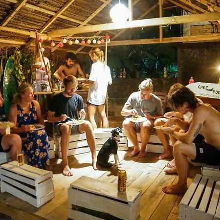 Chez Podi Surf Stay Mirissa Exterior photo