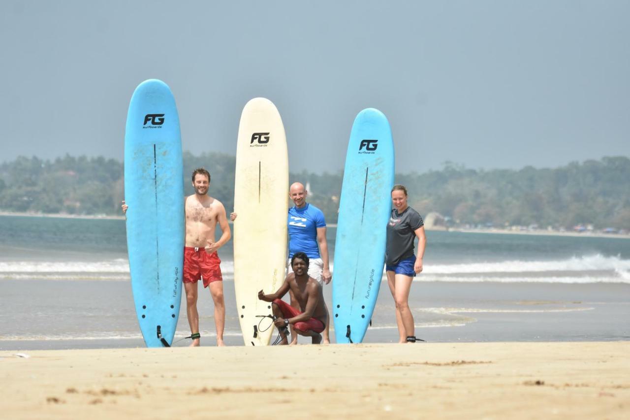 Chez Podi Surf Stay Mirissa Exterior photo